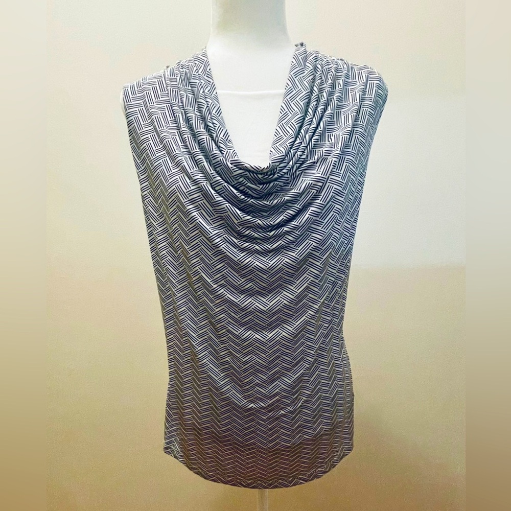 WORTHINGTON white & black chevron print sleeveless top, Size: XL